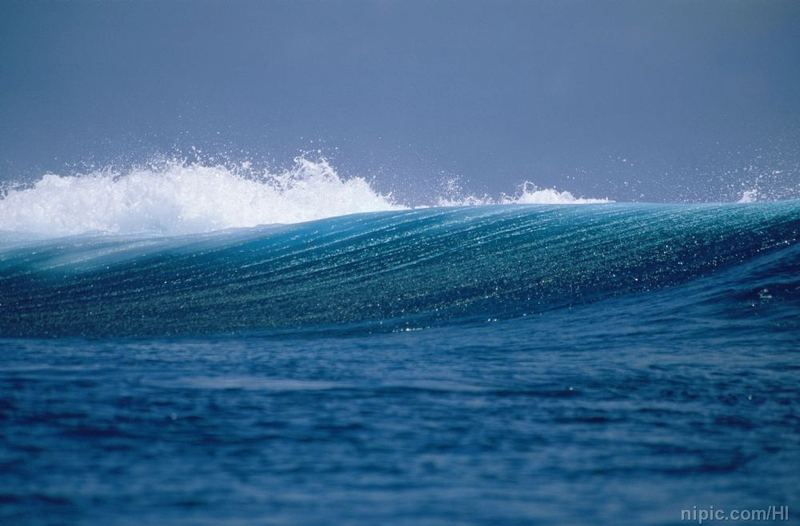 情绪突然崩溃不需要理由，你只是太久没被温柔对待了